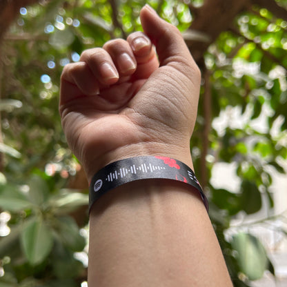 Pulseras hechas por fans de Stray Kids para la gira mundial 2025