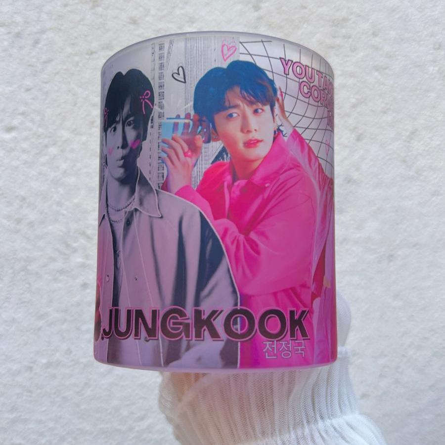 Caja de regalo Mini Jungkook( Taza + Llavero + Pulsera )